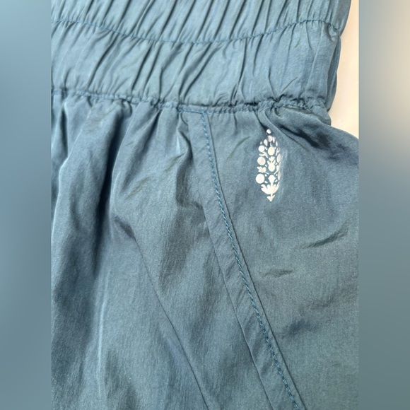 Free People Movement “Way Home” Blue running athletic shorts, smocked waist 💙 - Picture 4 of 8